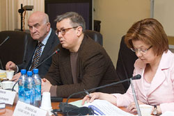 Евгений Ясин, Ярослав Кузьминов и  Александра Левицкая